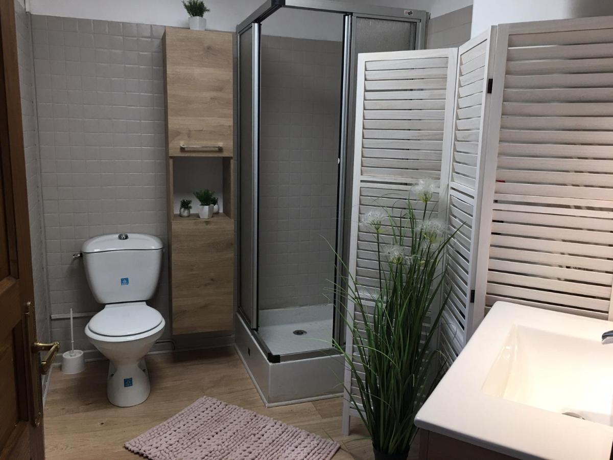 La Maisonnette Des Champs Pierre-Buffière 외부 사진